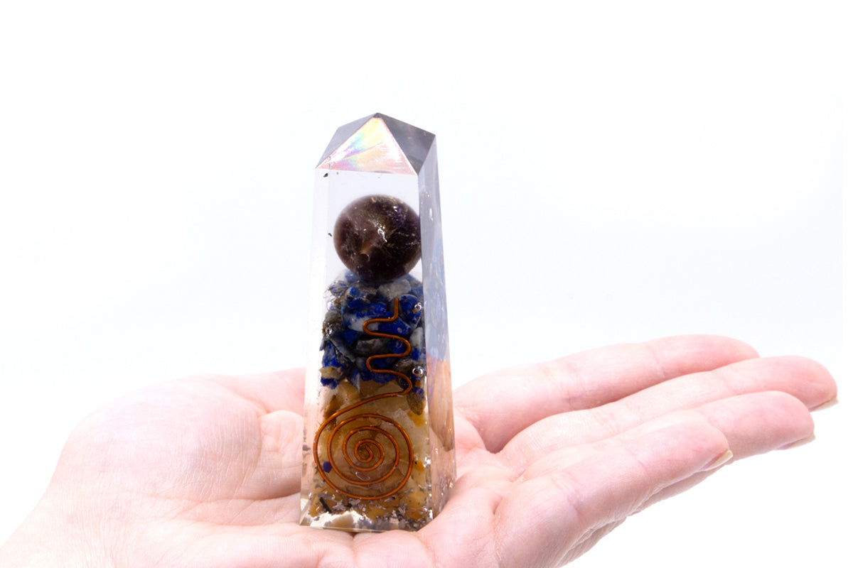 Obelisque Orgonite - Point de Pouvoir - Bronze, Lapis, aventurine jaune - 90x25mm