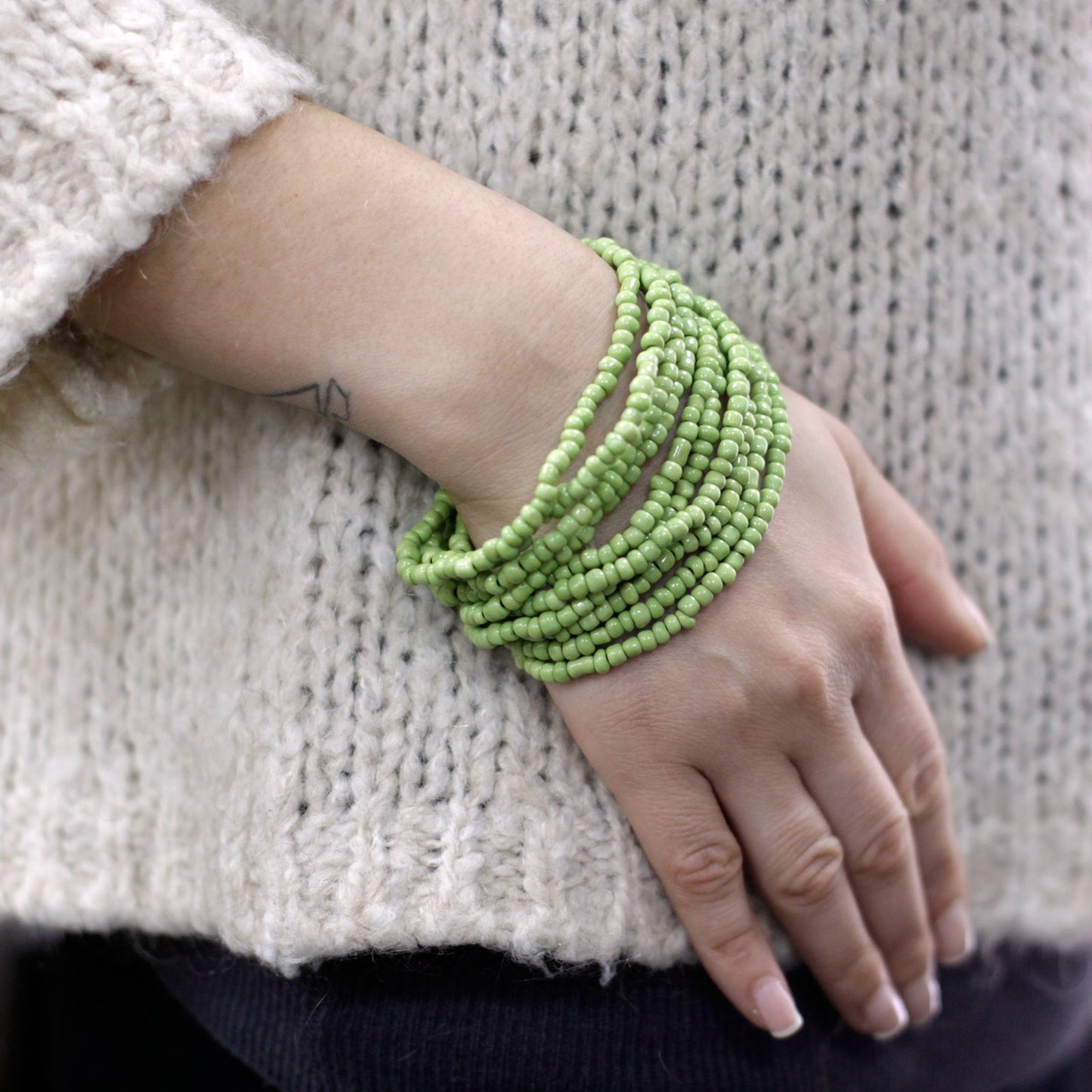 Bracelets multi-perles avec fermoir en Bois - Couleurs assorties