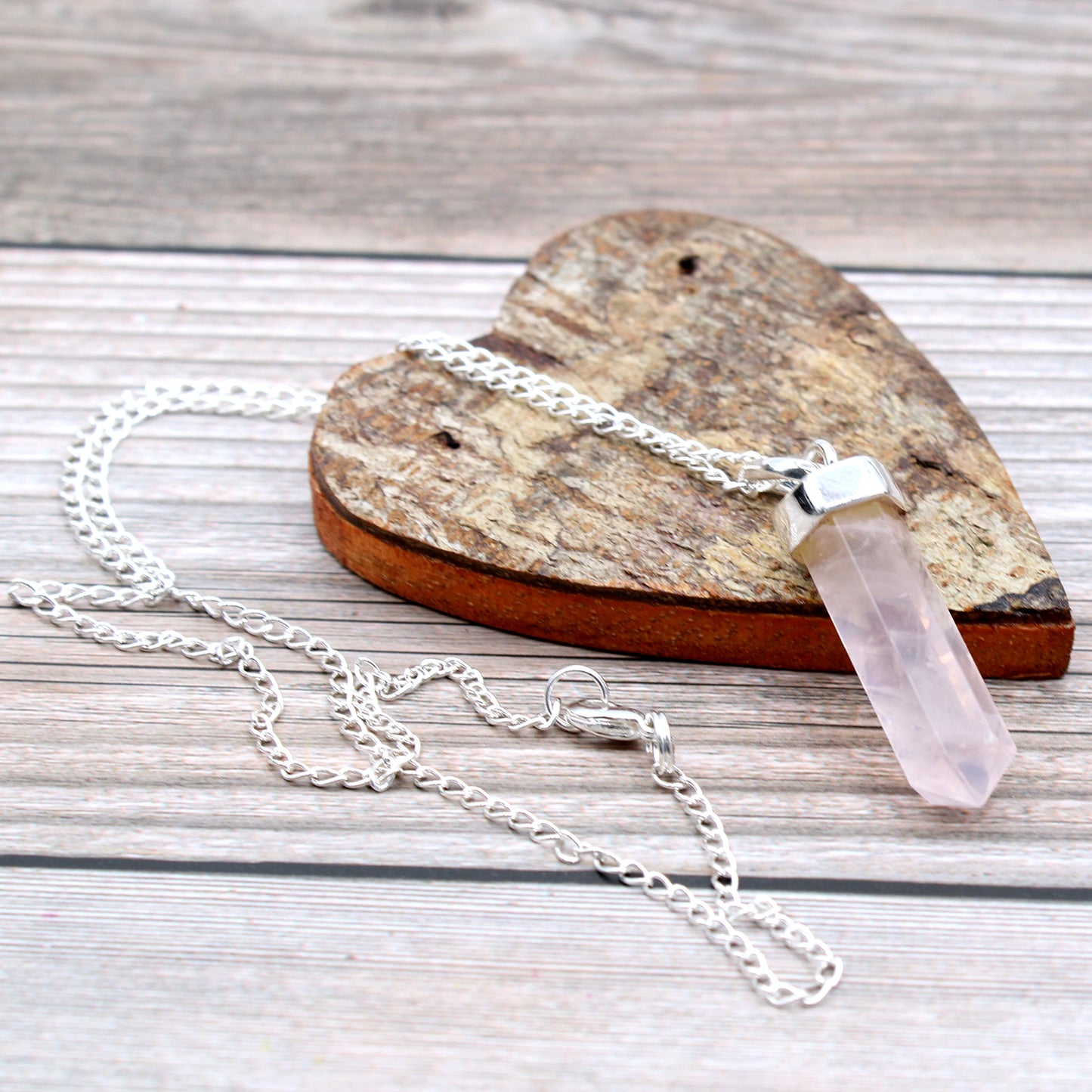 Pendentif pointe classique en pierres précieuses - Quartz rose