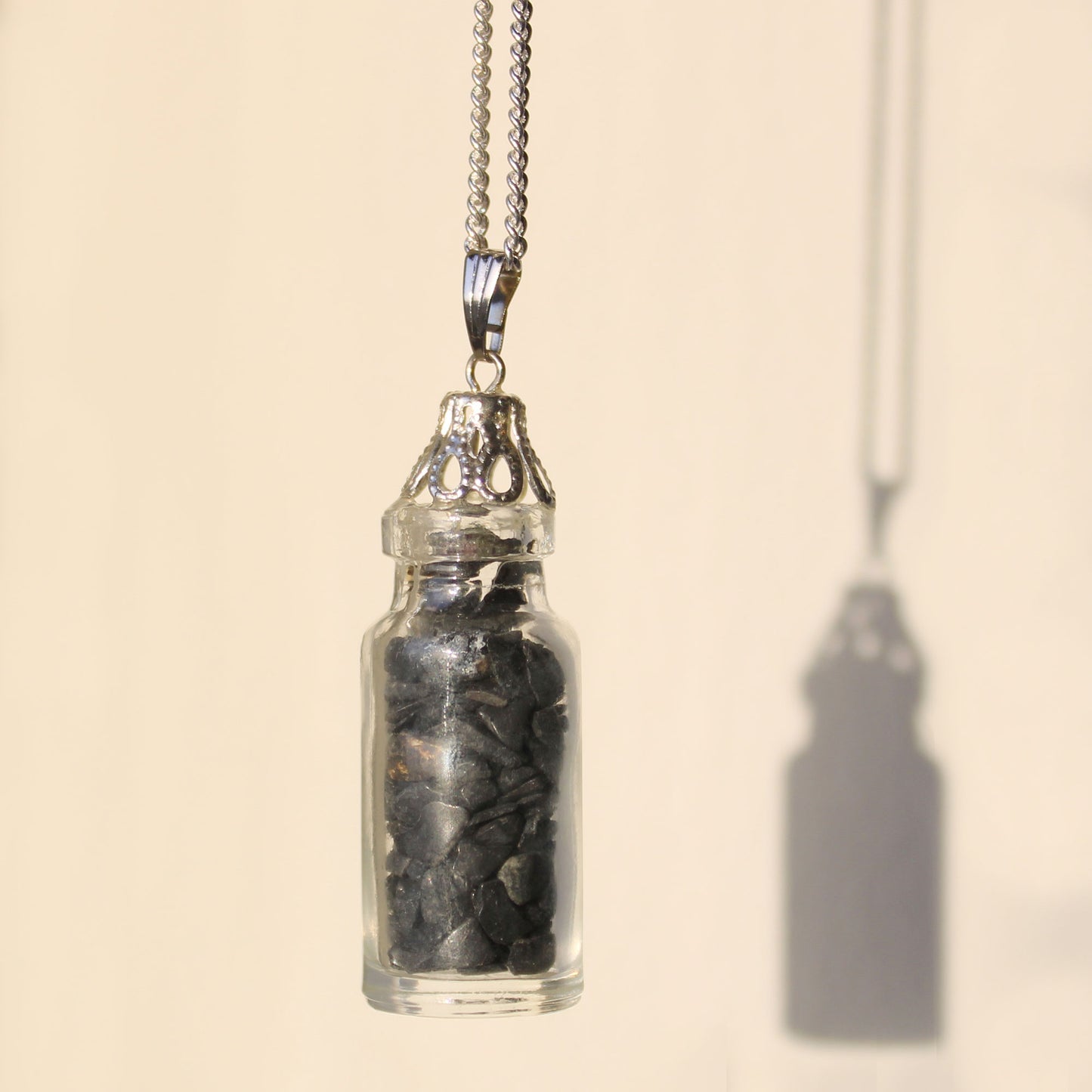 Collier de Pierres Précieuses en Bouteille - Onyx Noir