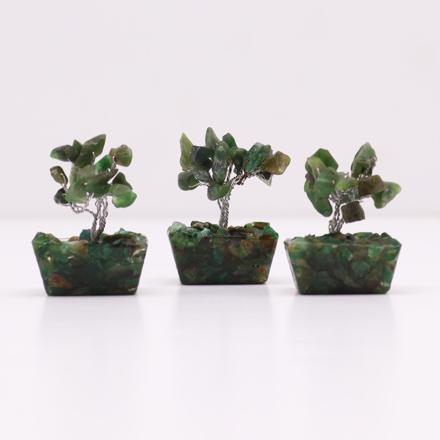 Mini Arbre de Pierres Précieuses sur Base d'Orgonite - Aventurine Verte (15 pierres)