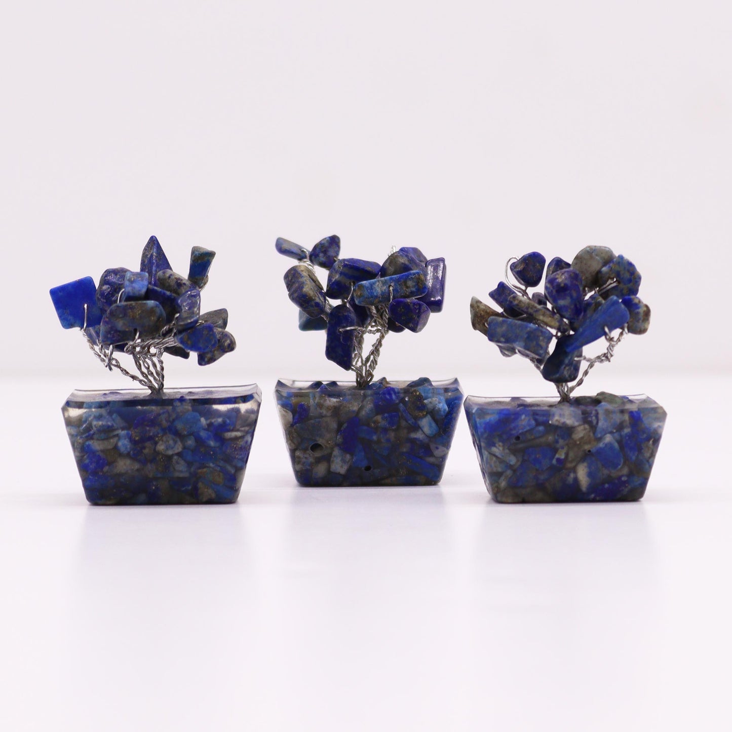 Mini Arbre de Pierres Précieuses sur Base d'Orgonite - Sodalite (15 pierres)