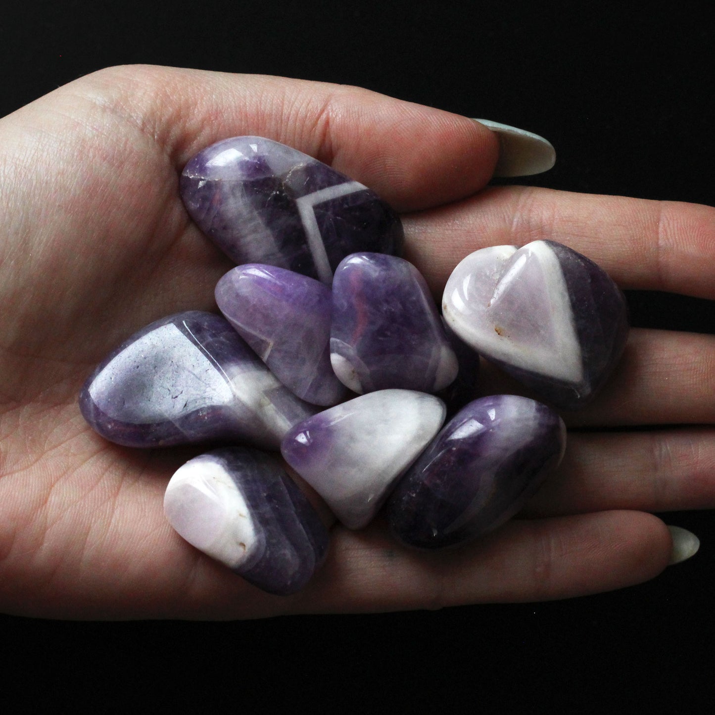 Amethyst Banded L (grade B)