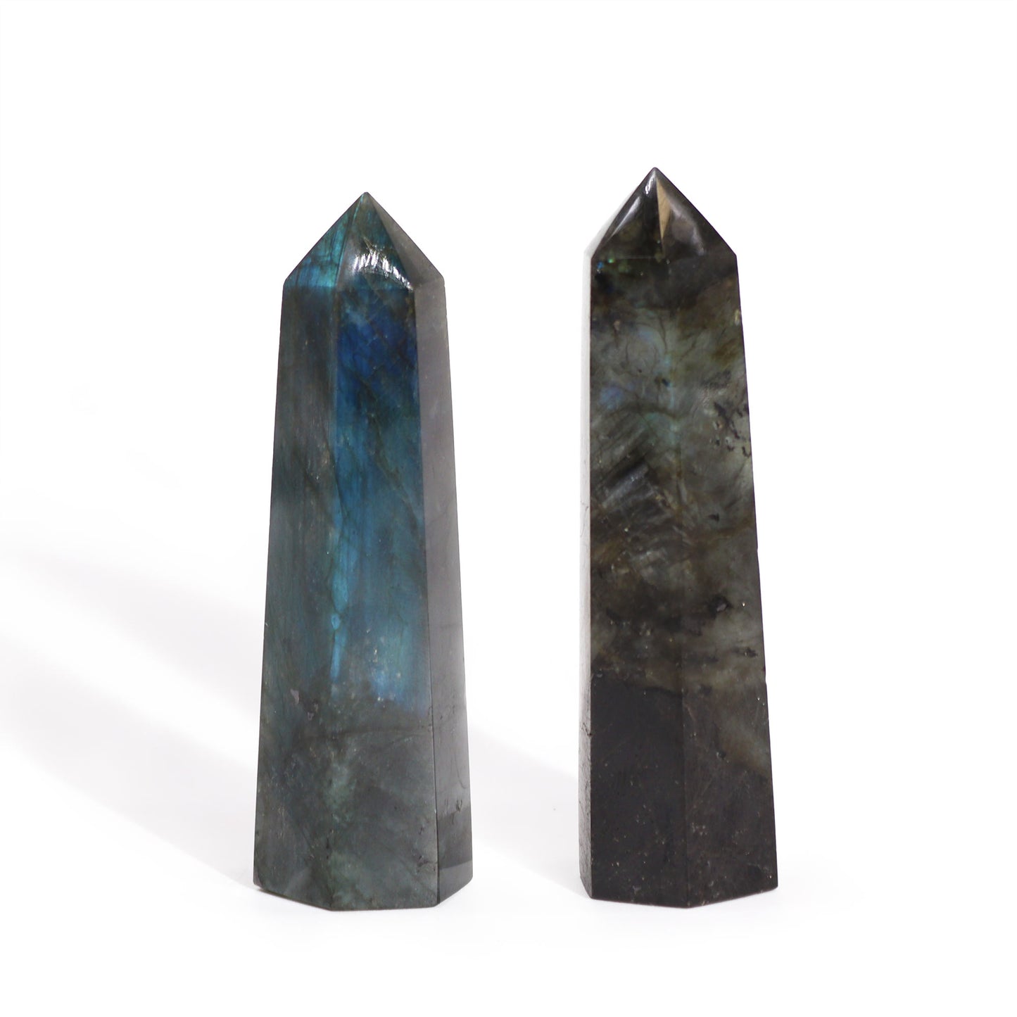 Points de Labradorite de Madagascar (environ 63-93g 80-90mm x25mm)