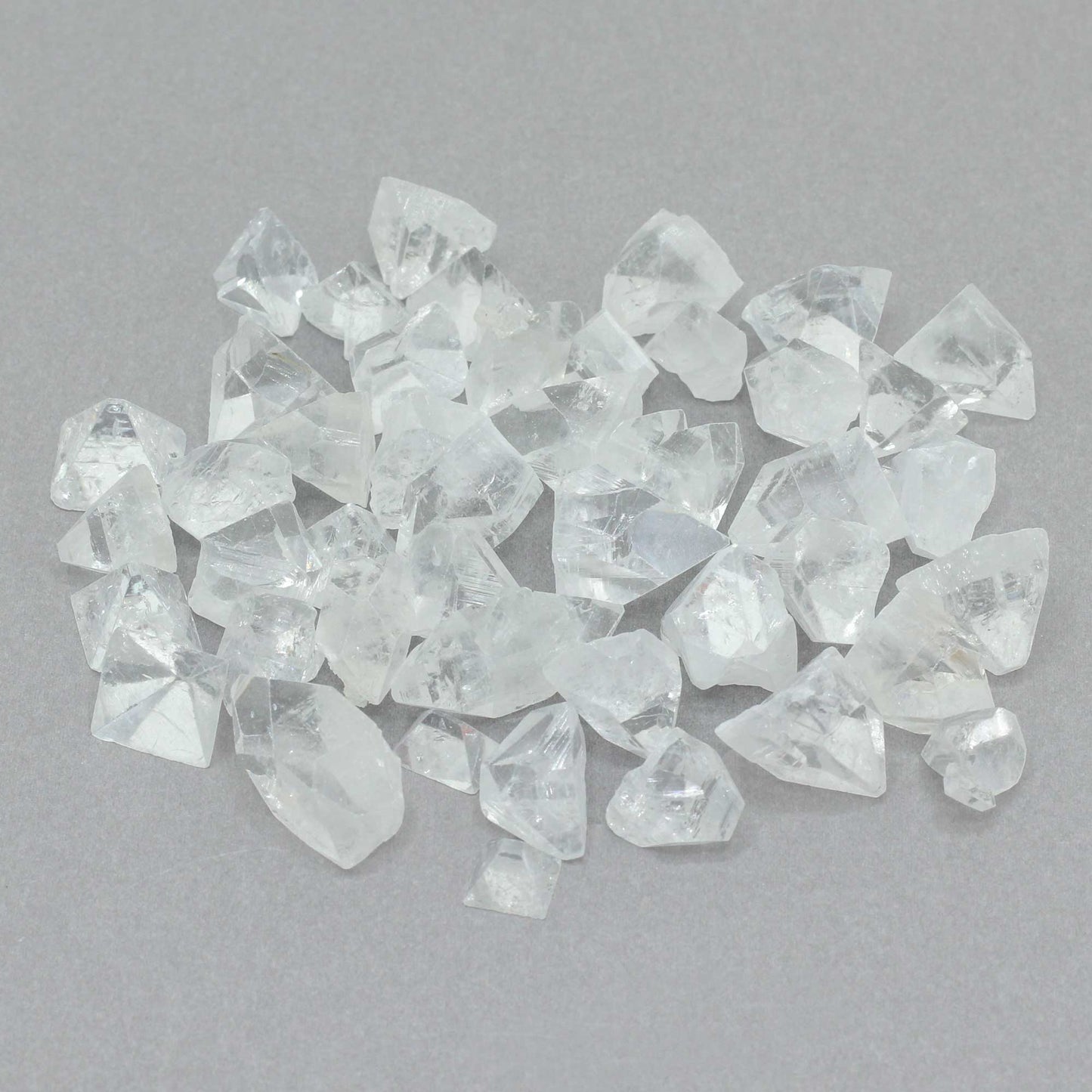 Pointes d'Apophyllite Petite Taille (7-10mm) - 100gms