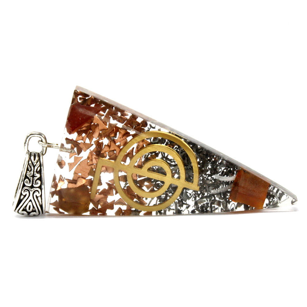 Pendentifs Orgonite - Pointe Trois Métaux