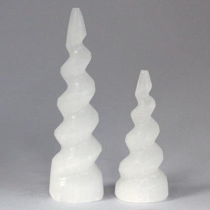 Tour Sélénite Spirale Licorne - 10 cm