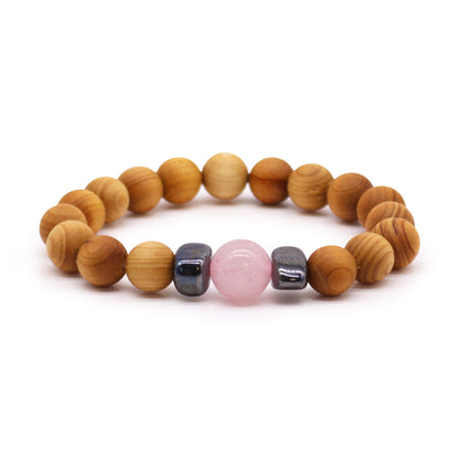 Bracelet Chakra du Coeur en Bois de Cèdre avec Quartz Rose