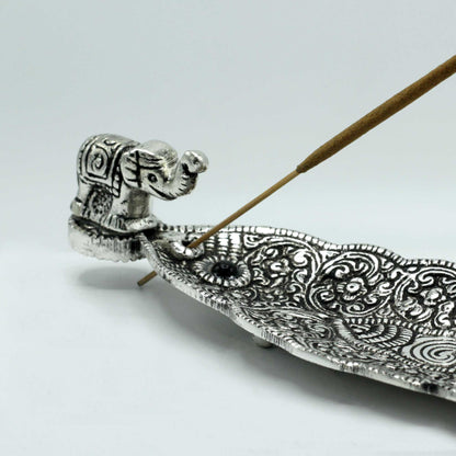 Porte-Encens Long Éléphant en Aluminium Poli 20cm