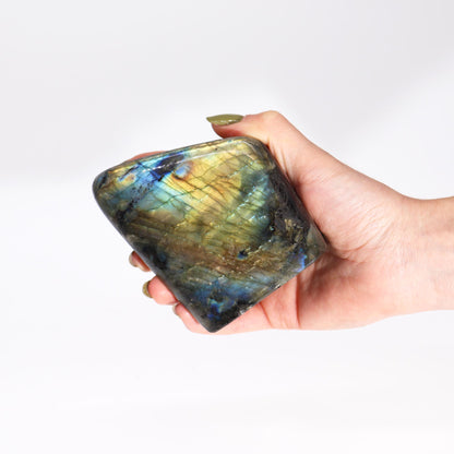 Grandes Pierres de Labradorite de Madagascar (environ 635-750g 80-110mm)